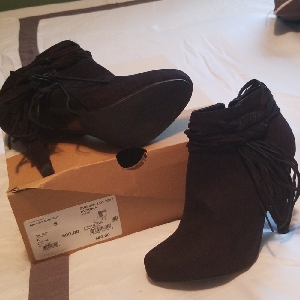 ALDONIA BOOTIES